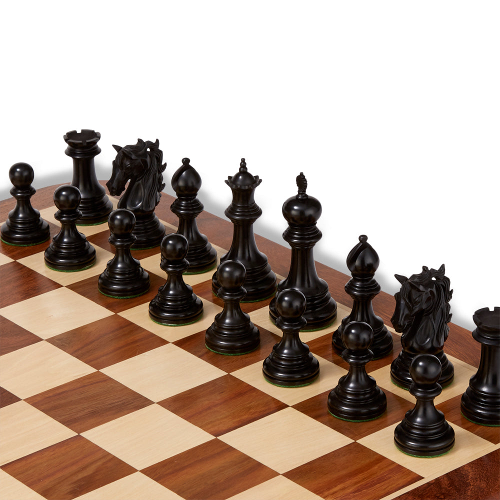 Umbrella Boxwood Chess Pieces & Box – 4″ King